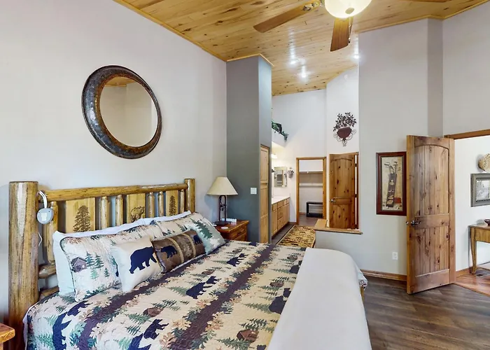 Golf, Trails & Lakes! Show W/ Bonus Holiday home Show Low